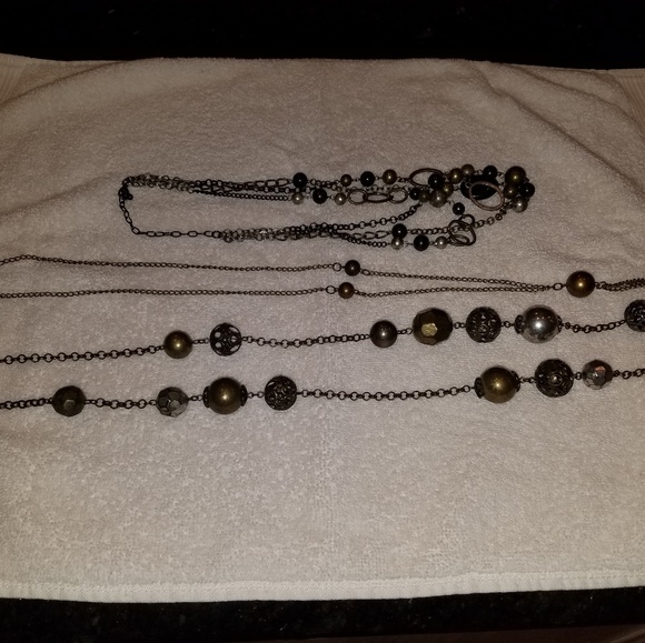 Necklace bundle - Picture 2 of 2